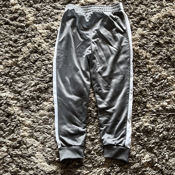 Reebok zip up and pants - Picture 9 of 10